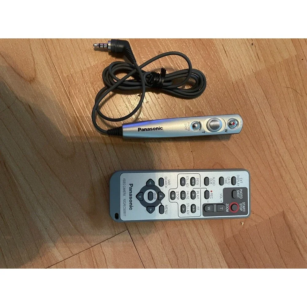 Panasonic PV-GS500 3CCD MiniDV Camcorder Bundle - TESTED WORKING Leica Lens Vlog
